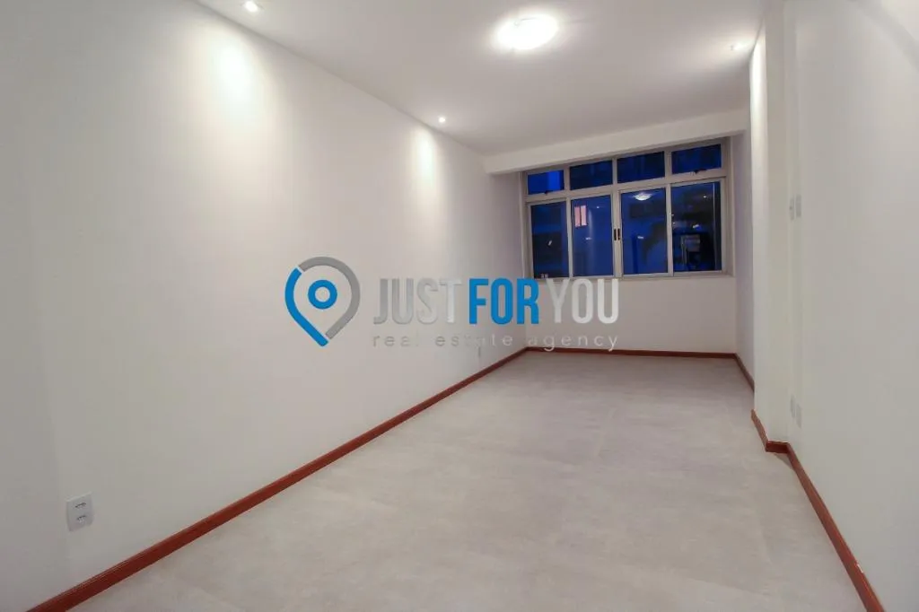 3-bedroom apartment with separate kitchen, 210 m² — photo 8