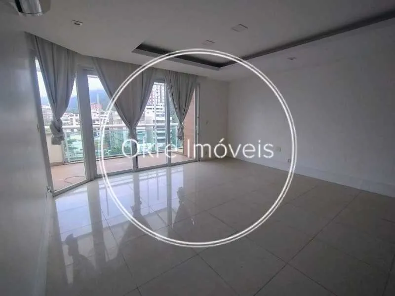 Unfurnished apartment with 2 bedrooms and 3 bathrooms — photo 8