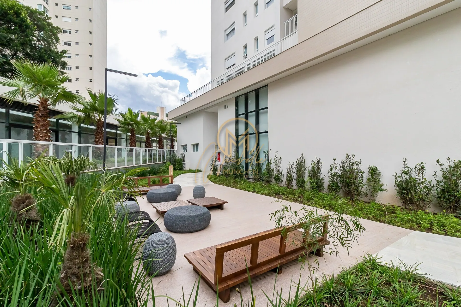 Furnished 462 m² apartment with 4 en-suite rooms — photo 102
