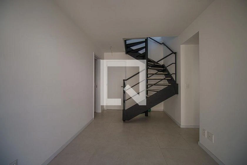 3-bedroom apartment with a gas stove and 2 parking spots — photo 32