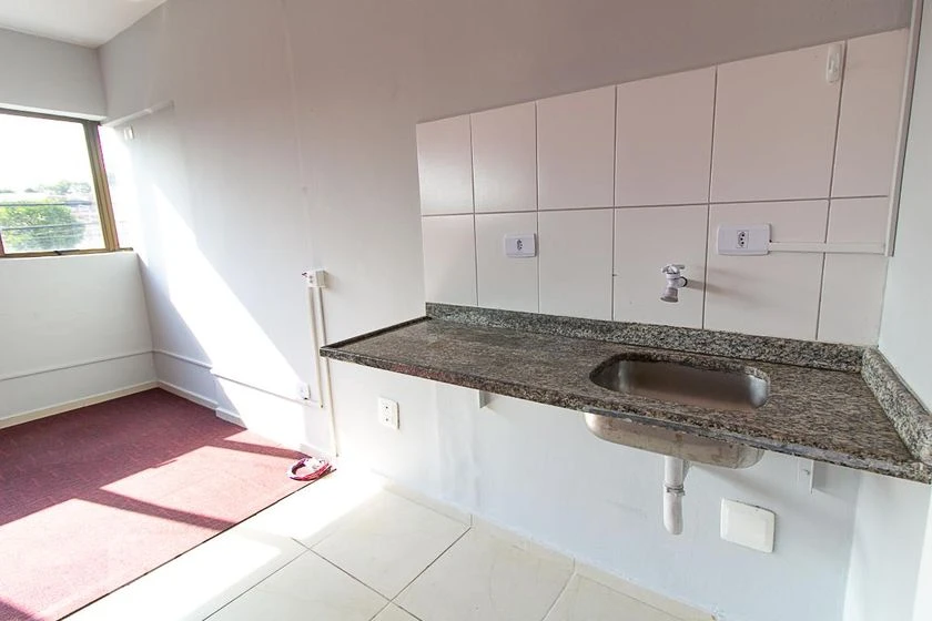 For rent studio with a balcony and 1 bedroom — photo 2