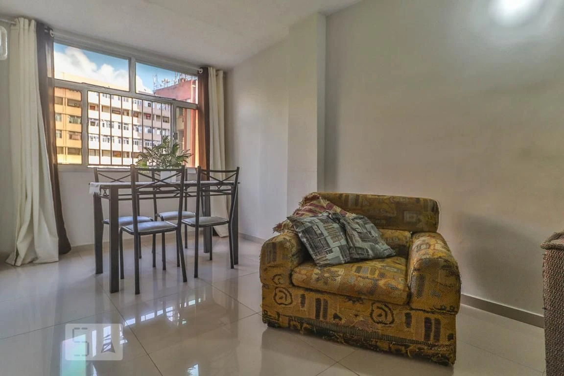 2-bedroom apartment in a building with a gym — photo 36