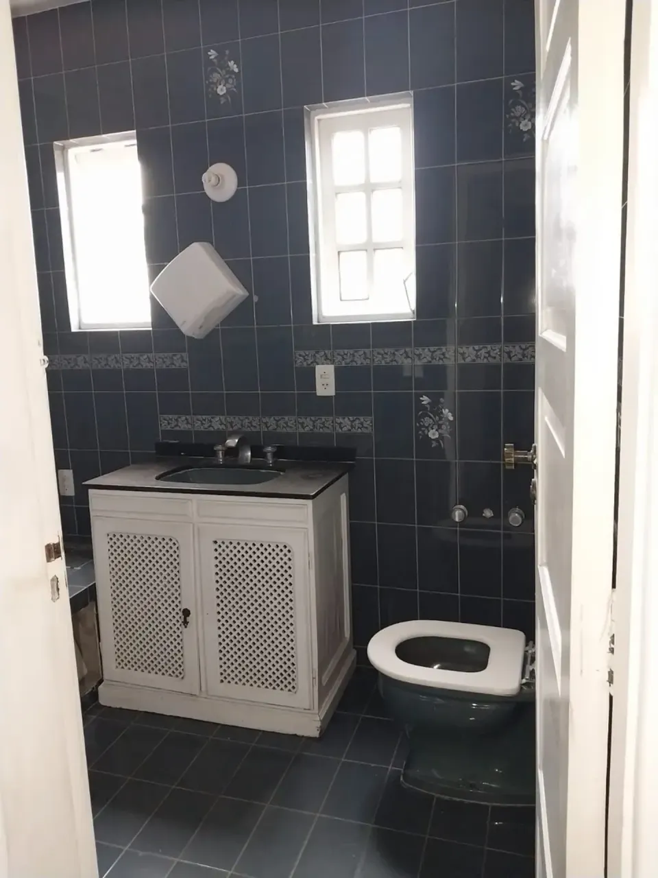 Невмебльований будинок в оренду: 3 кімнати й 5 паркомісць — photo 17