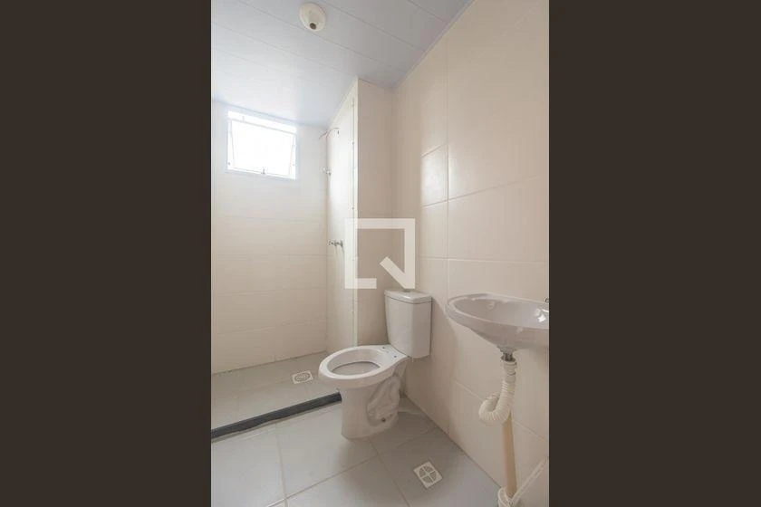 Unfurnished 2-bedroom apartment with private garden — photo 51