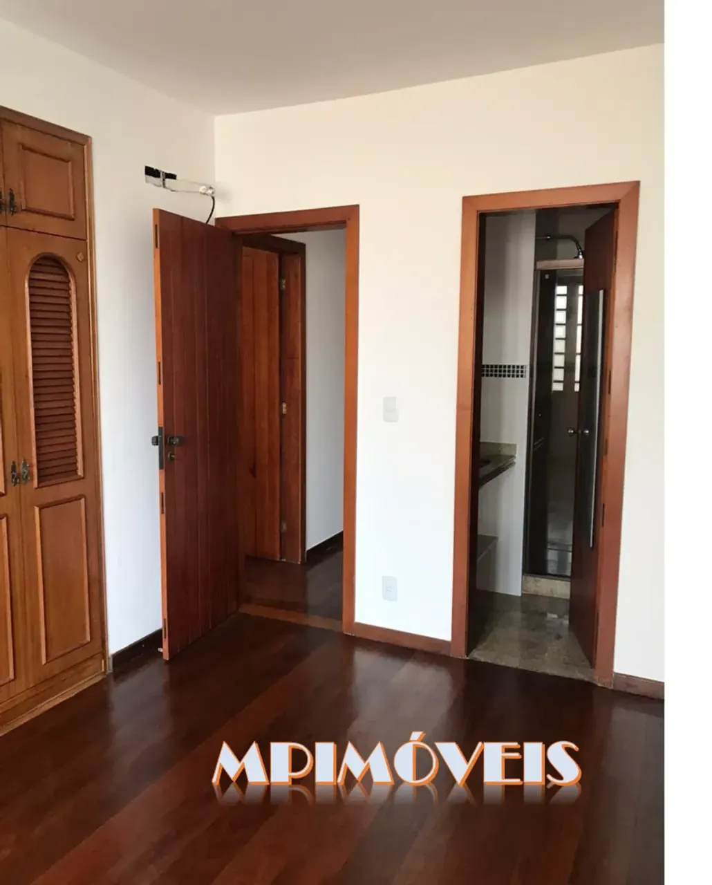 Unfurnished house with 3 bedrooms and 4 bathrooms — photo 3
