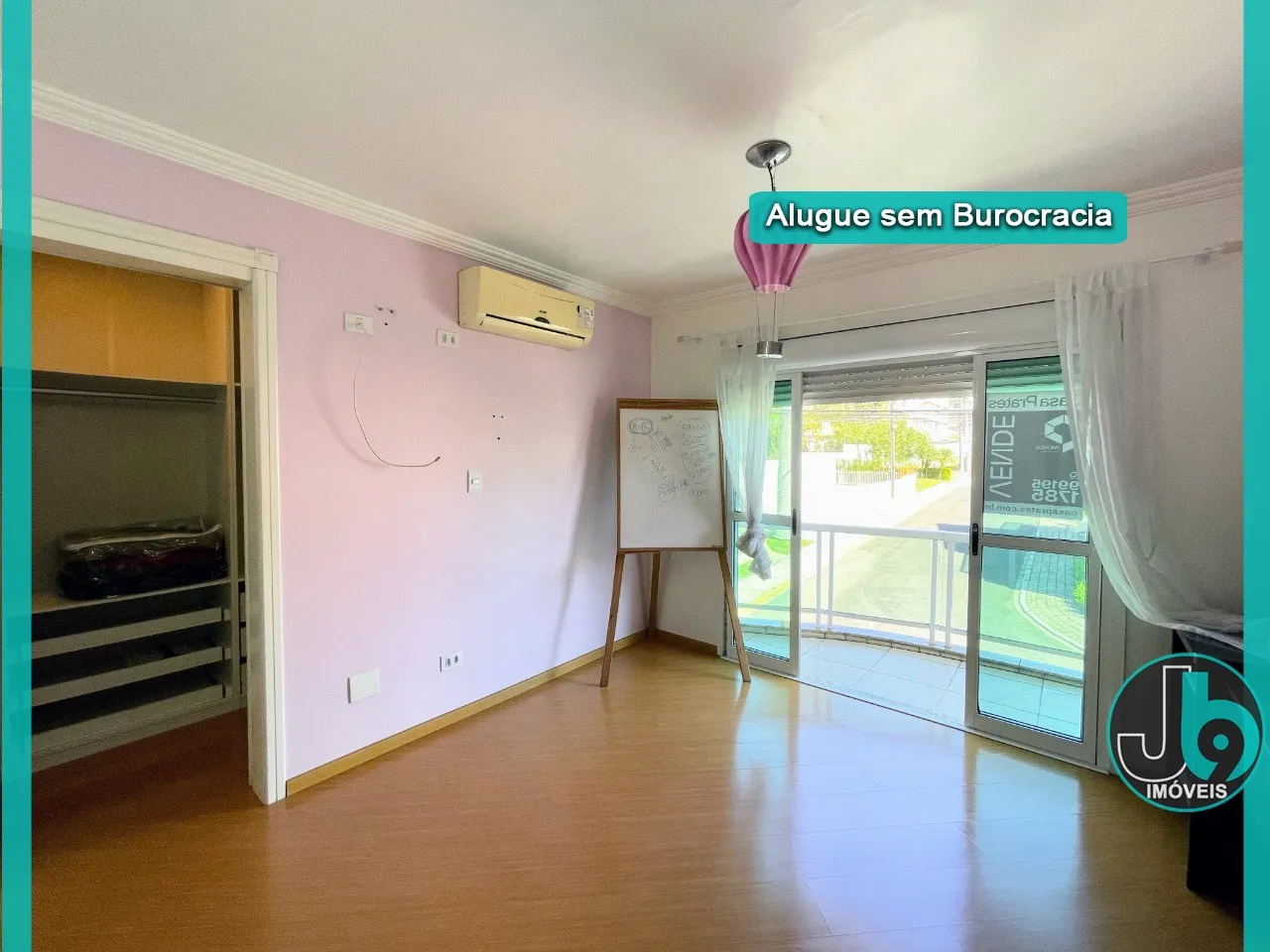 360 m² townhouse with 3 en-suite bedrooms and parking — photo 31