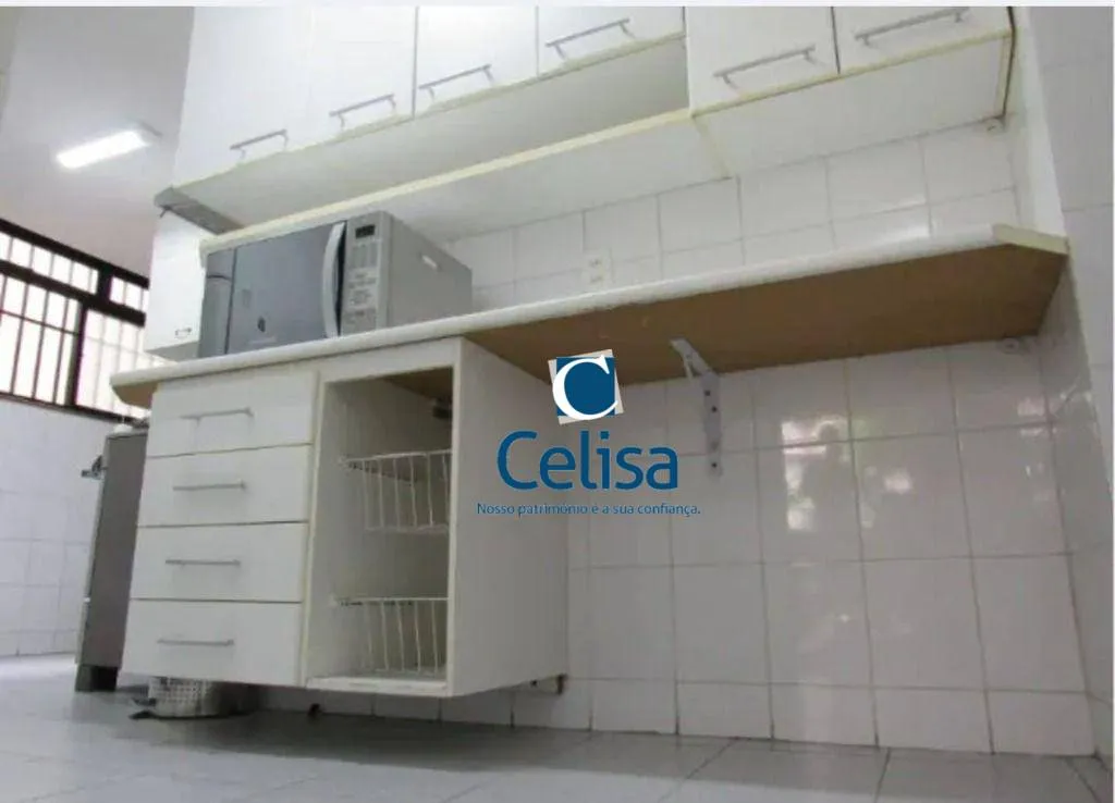 Apartamento de 3 dormitorios con balcón y 90 m² — photo 37