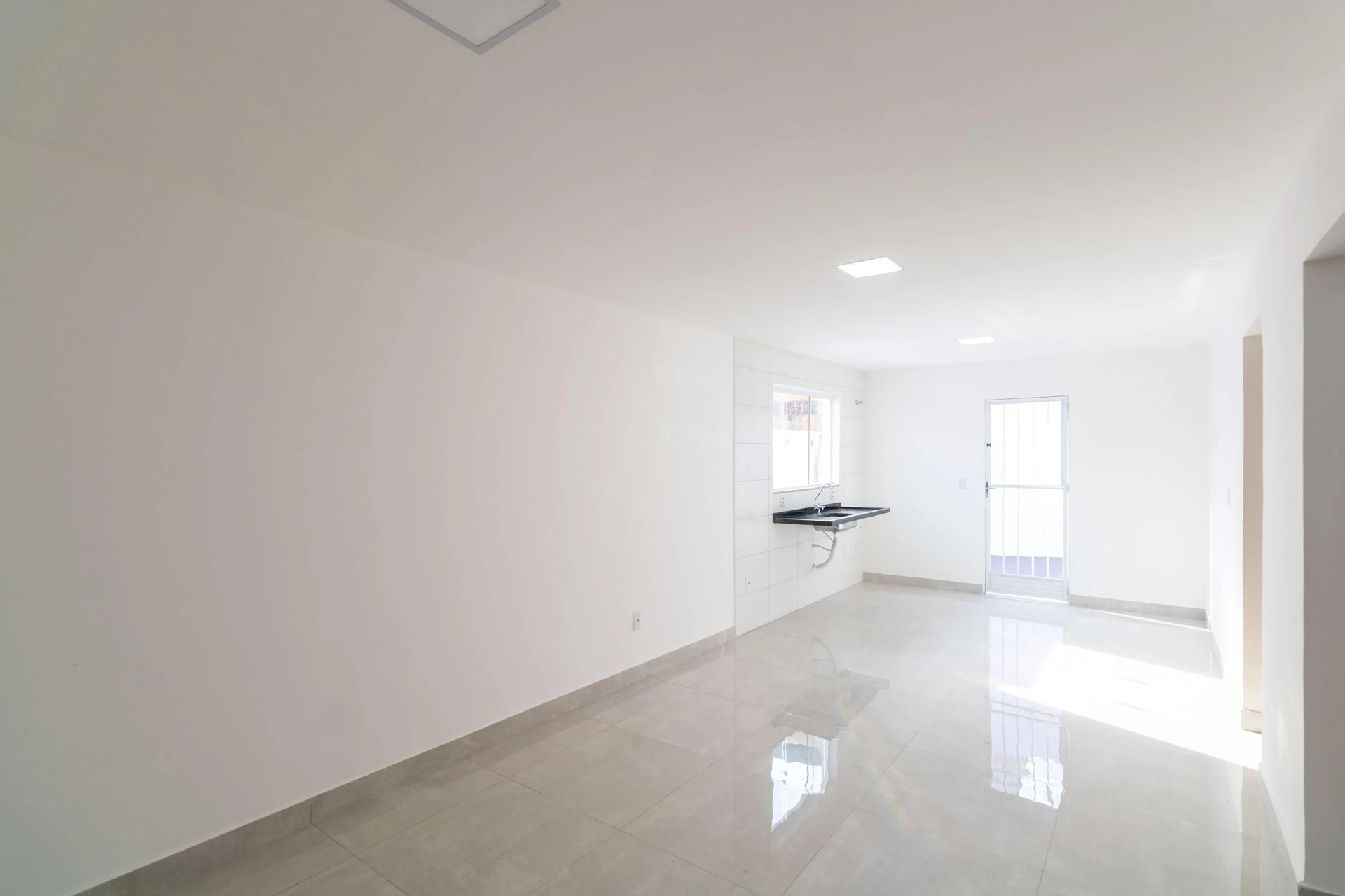 House to rent with 2 bedrooms and private garden