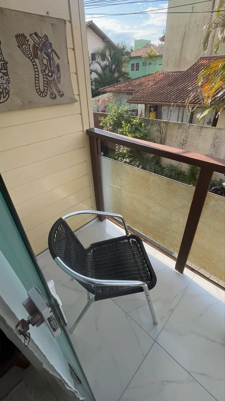 Kitnet mobiliada com área de serviço e máquina de lavar — photo 7