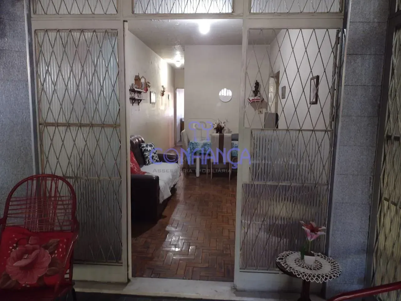 Casa mobiliada com cozinha e fogão a gás — photo 11