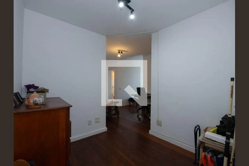 Furnished 2-bedroom apartment with view in 72 m² — photo 22