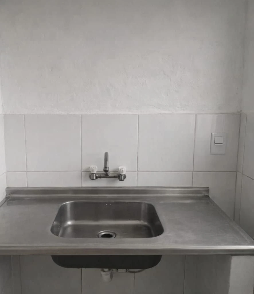 Unfurnished apartment with 2 bedrooms and 1 parking space — photo 2