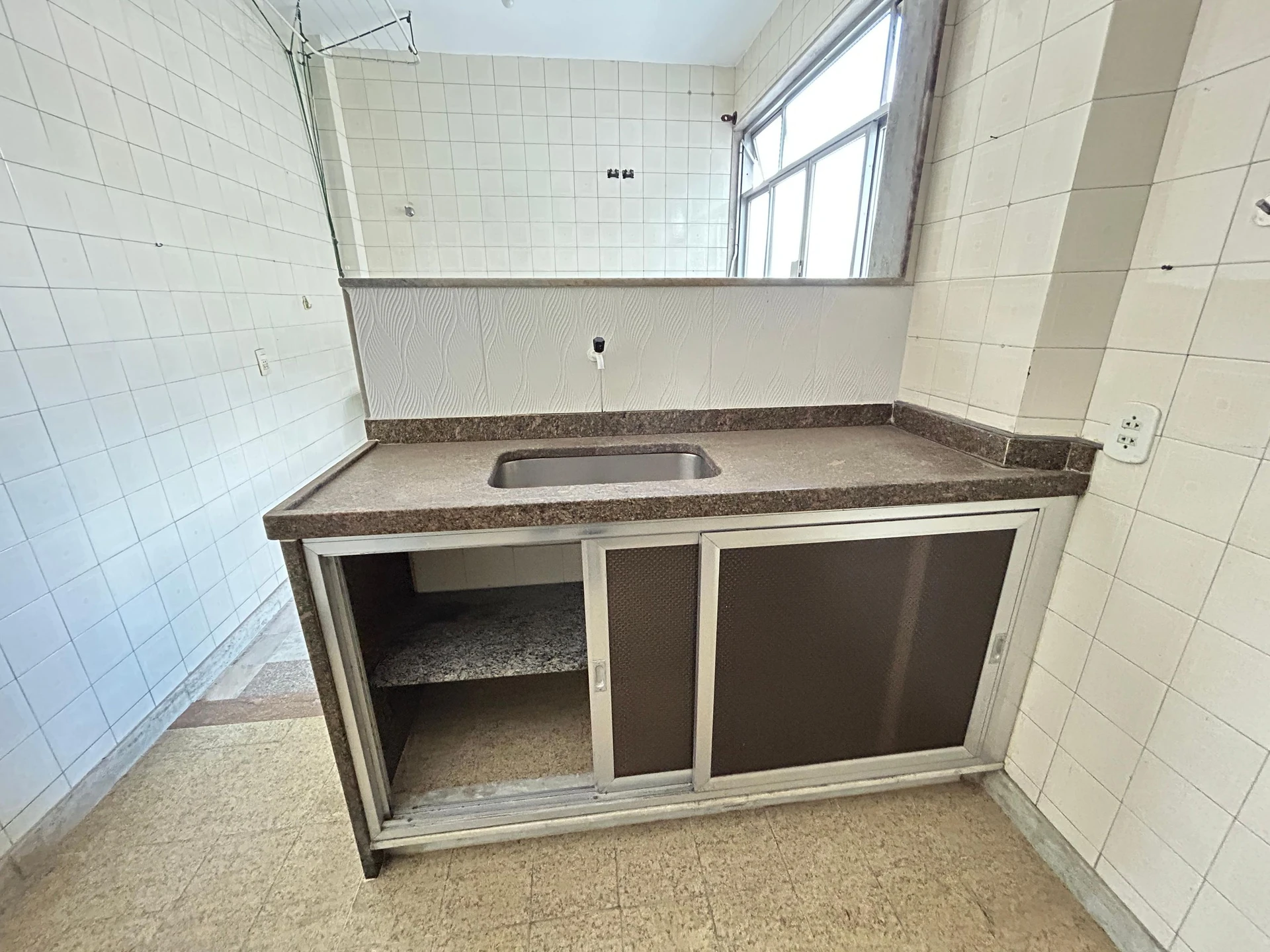 2-bedroom apartment, 1 with its own bathroom, 77 m² — photo 26