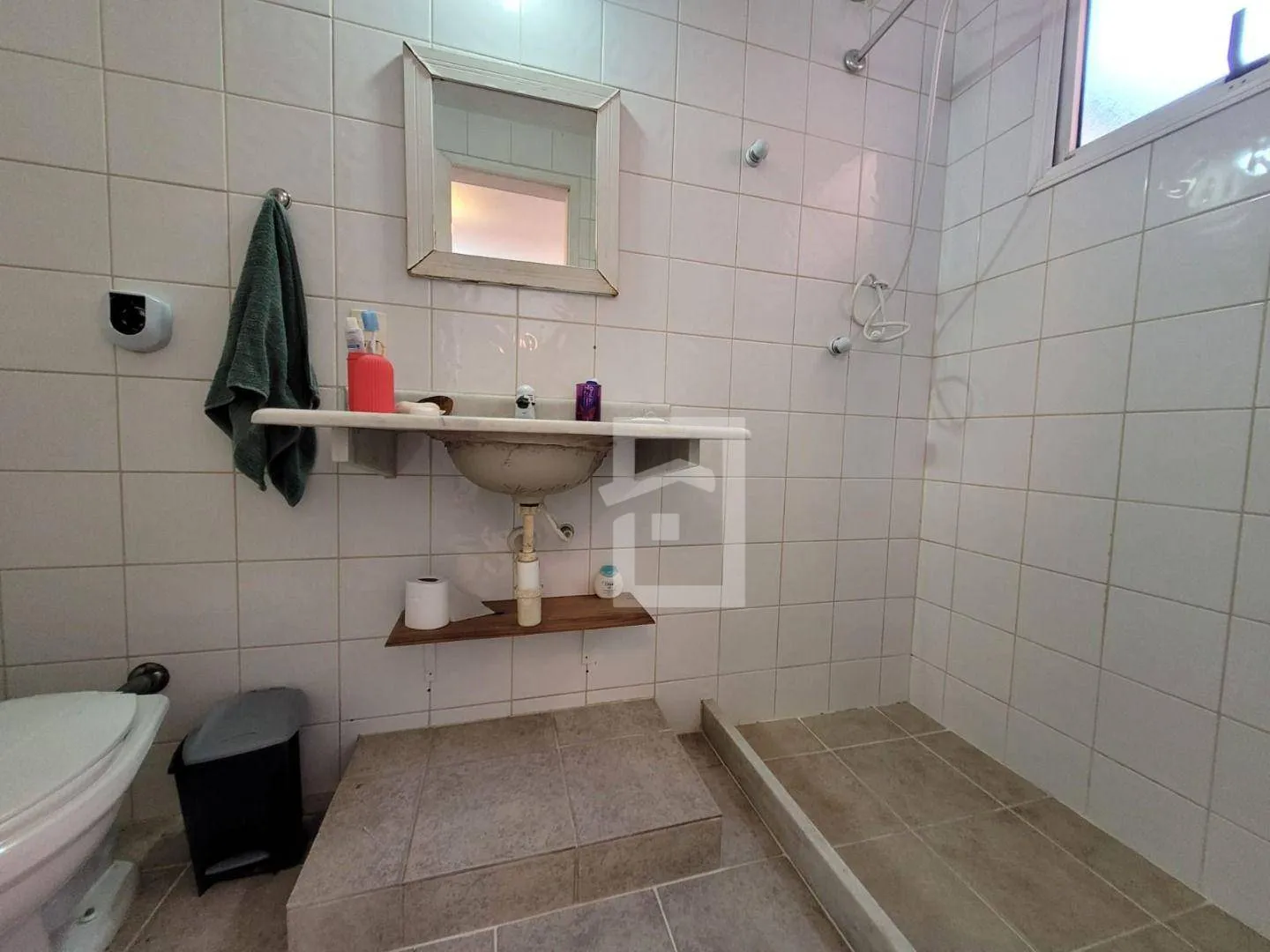 Furnished triplex house with 4 bedrooms 4 baths and 3 parking — photo 40