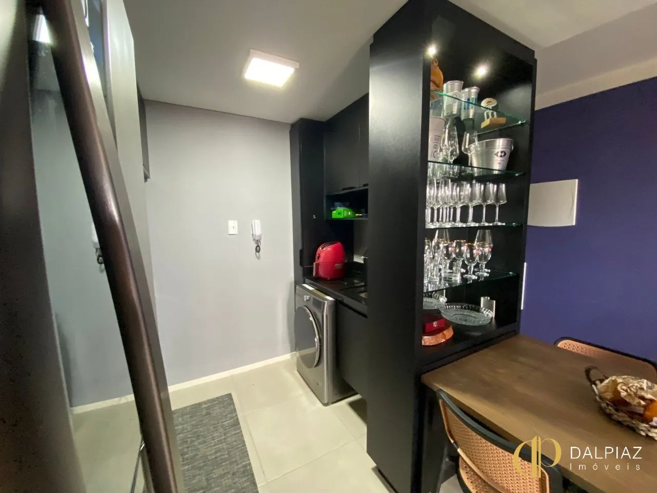 Furnished 46 m² studio with balcony and built-in grill — photo 10