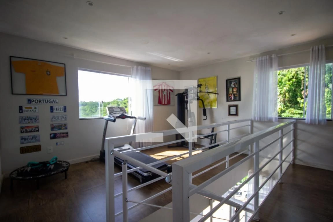 Furnished house with 5 bedrooms and 6 parking spaces — photo 69