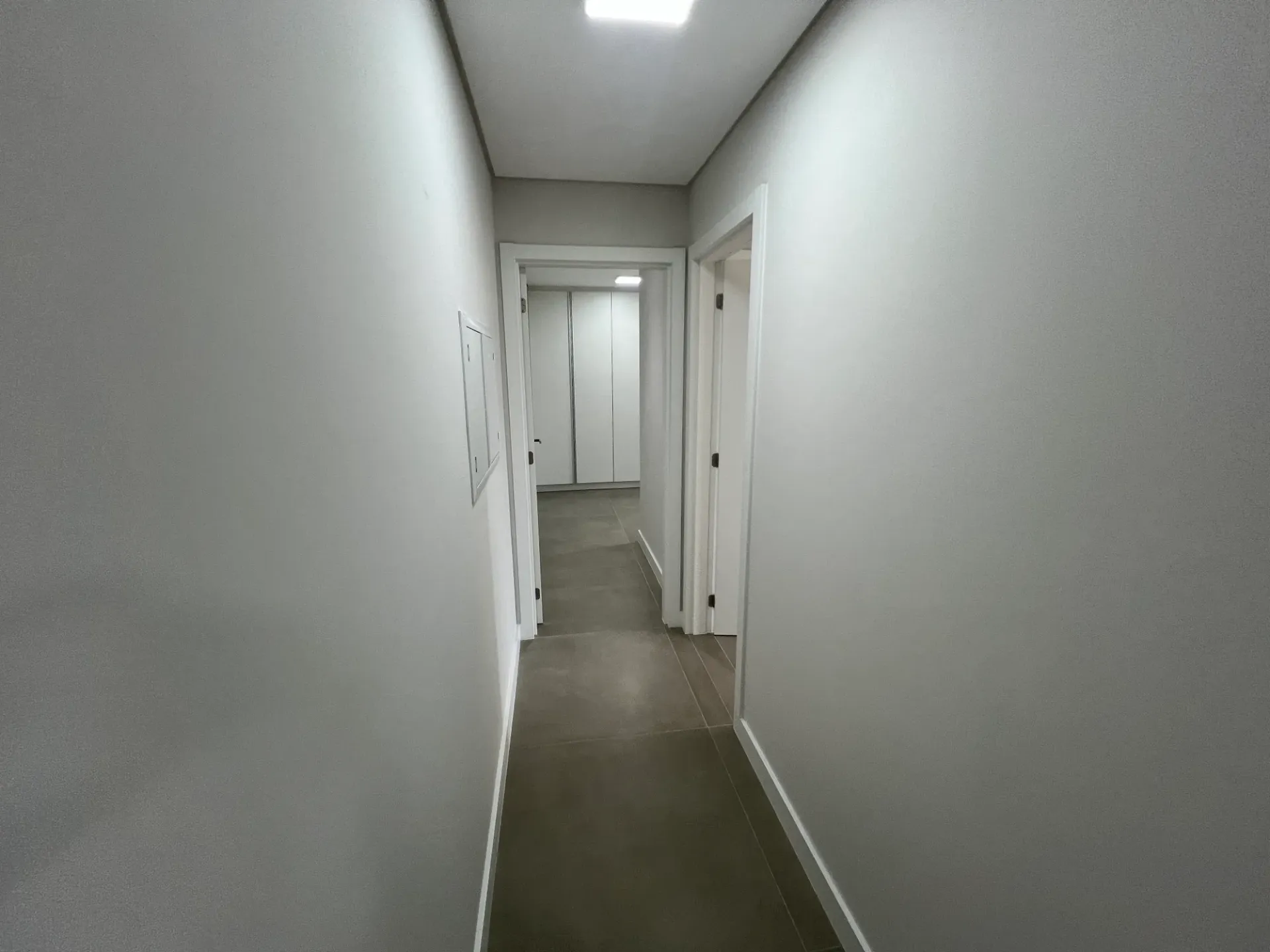 Apartamento con 2 suites, jardín y parrilla privados — photo 24