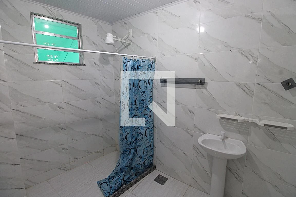 Unfurnished 2-bedroom apartment with open-plan kitchen — photo 6