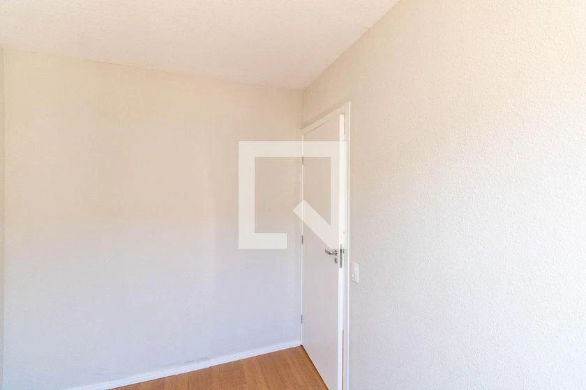 Apartment, 44 m², with wood or laminate floors — photo 4