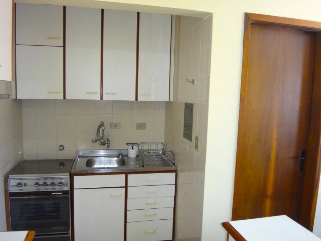 Furnished one-bedroom, 66 m² apartment in Curitiba — photo 2