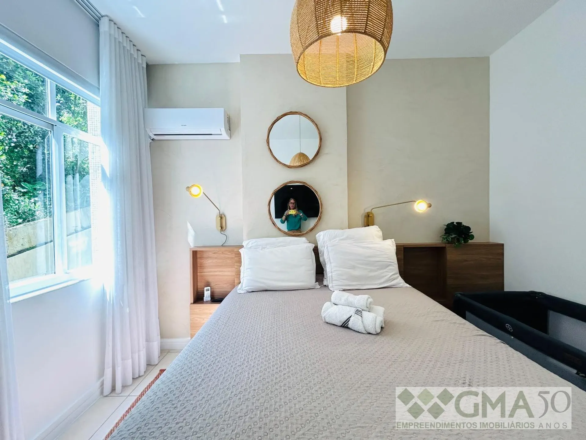 Furnished 90 m² apartment with 2 bedrooms and green views — photo 11