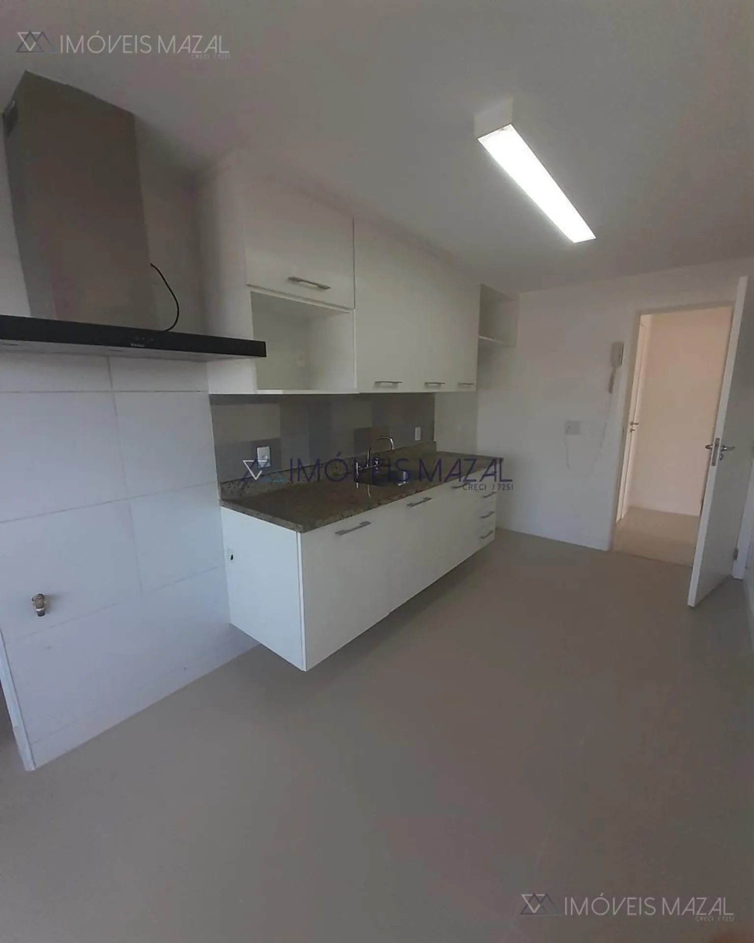 Linear duplex with 3 bedrooms and a BBQ balcony — photo 28