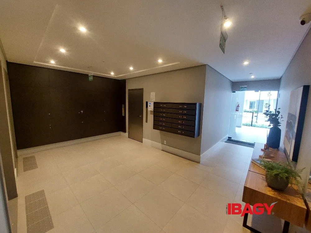 Apartamento de 2 dormitorios con balcón y parrilla — photo 33