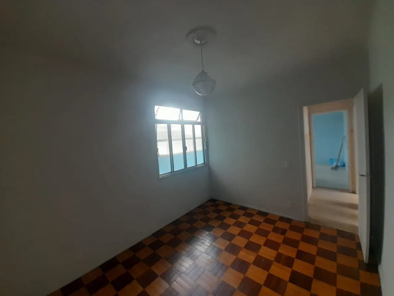 Квартира 80 м² с 2 спальнями и деревянными полами — photo 6