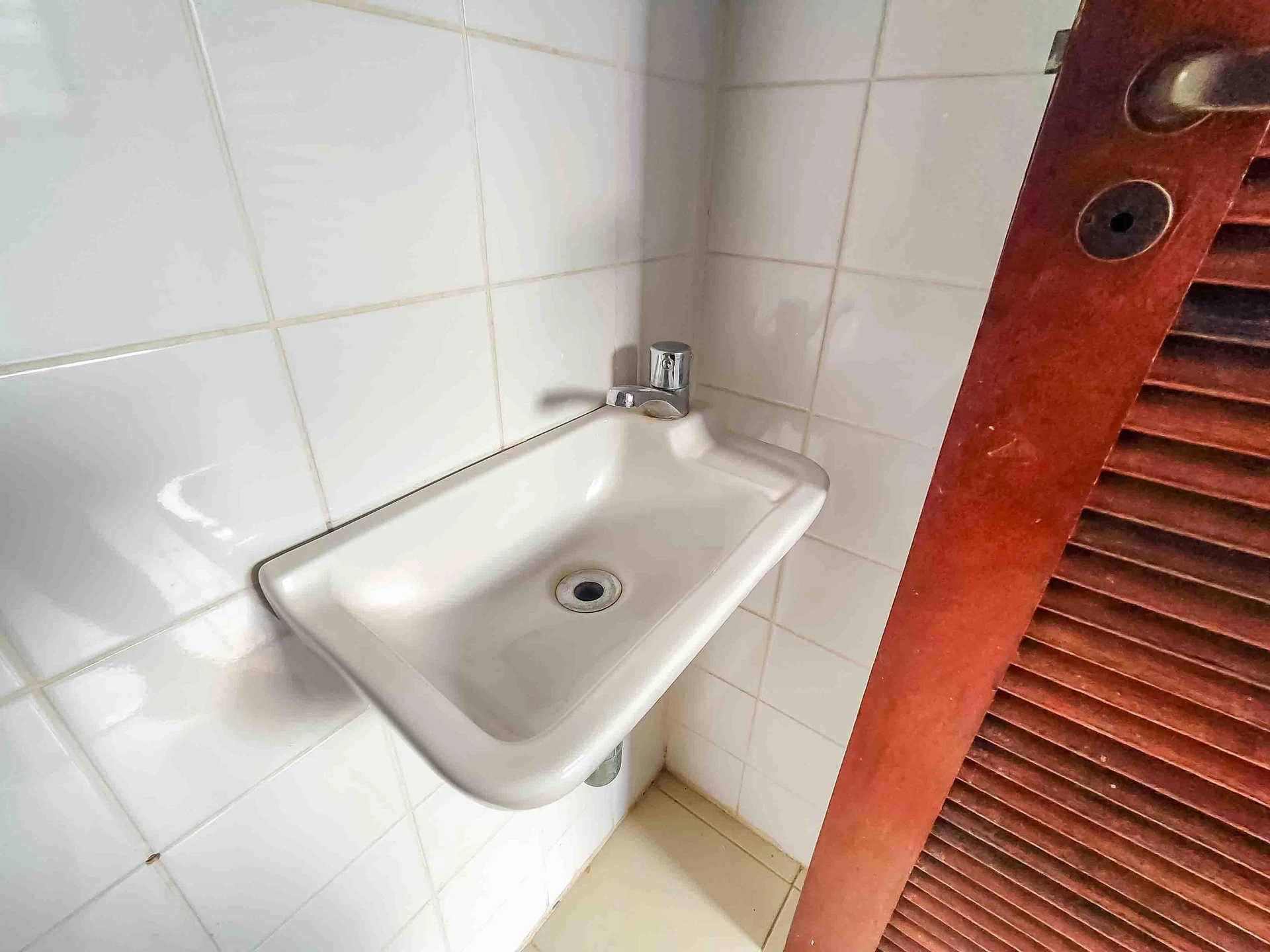 Apartamento sem mobília com 3 quartos e área de lavanderia — photo 35