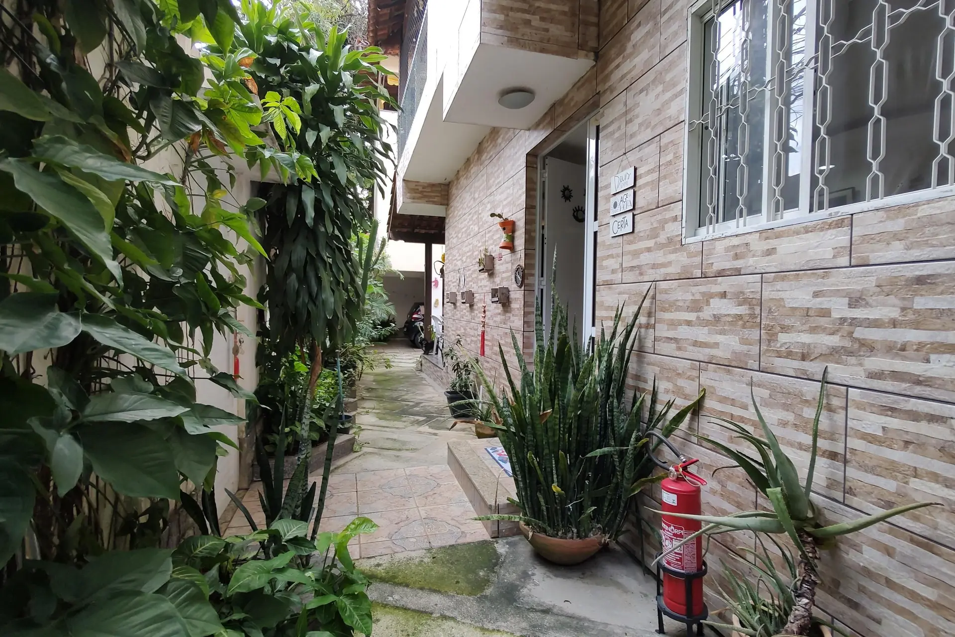 Furnished house with 4 bedrooms and a built-in balcony grill — photo 73