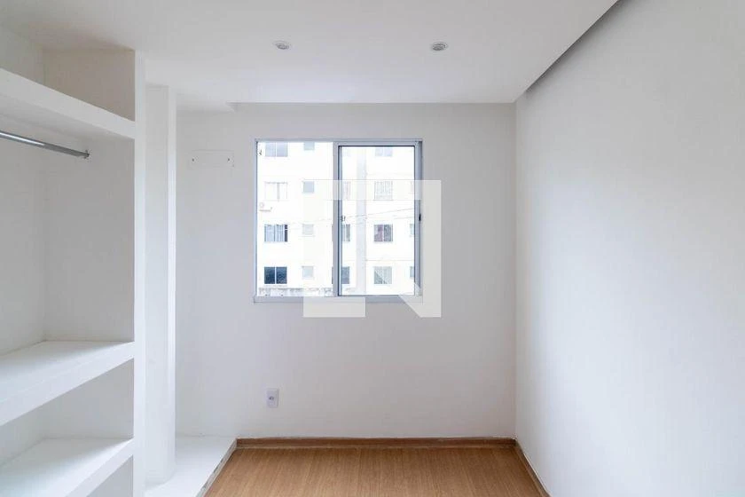 2-bedroom apartment in a building with a gym — photo 32
