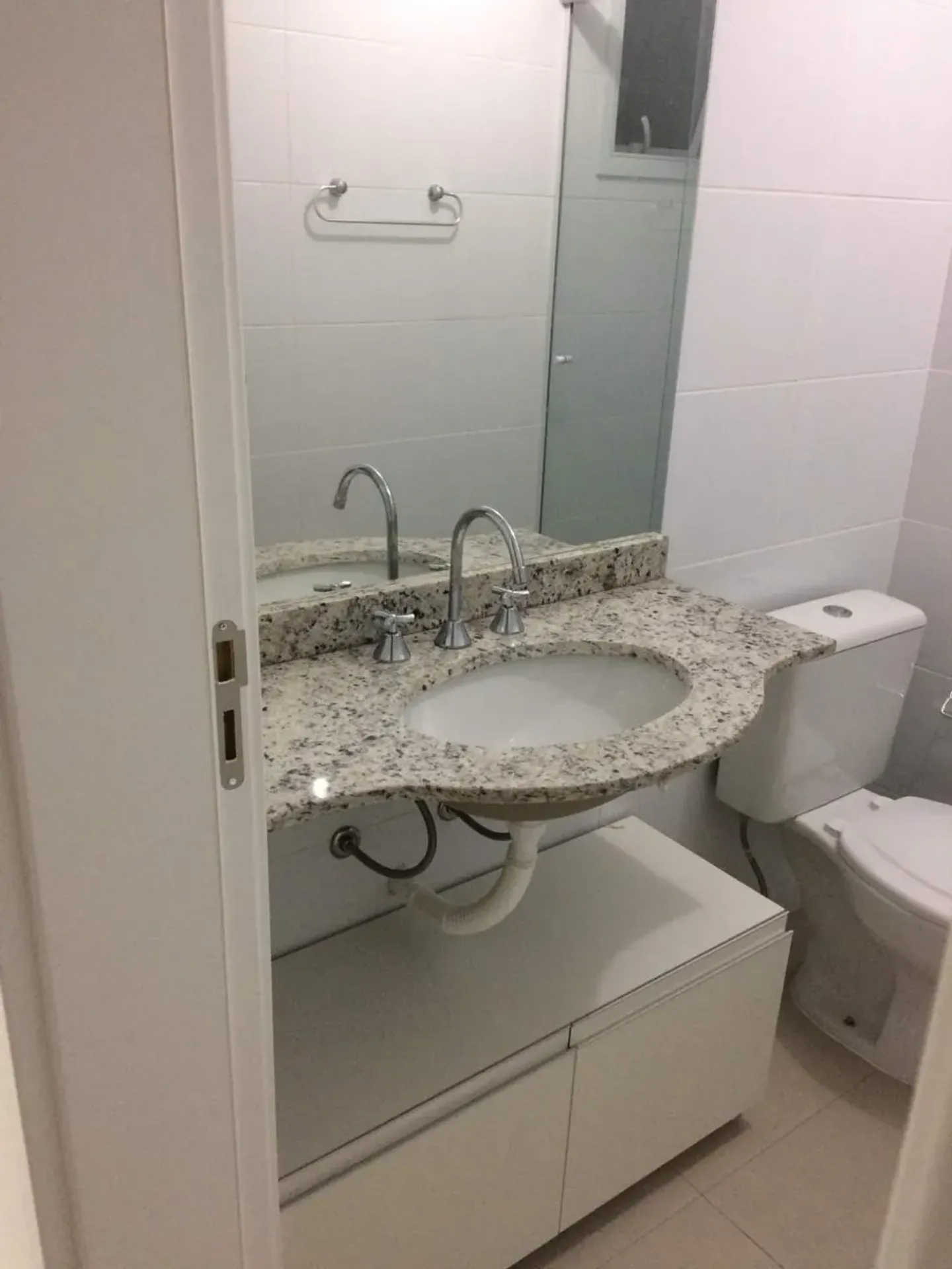 2-bedroom apartment in a building with a sauna — photo 15