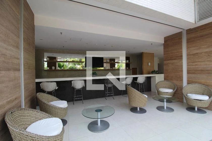 Furnished 79 m² apartment with 2 bedrooms and 2 bathrooms — photo 14