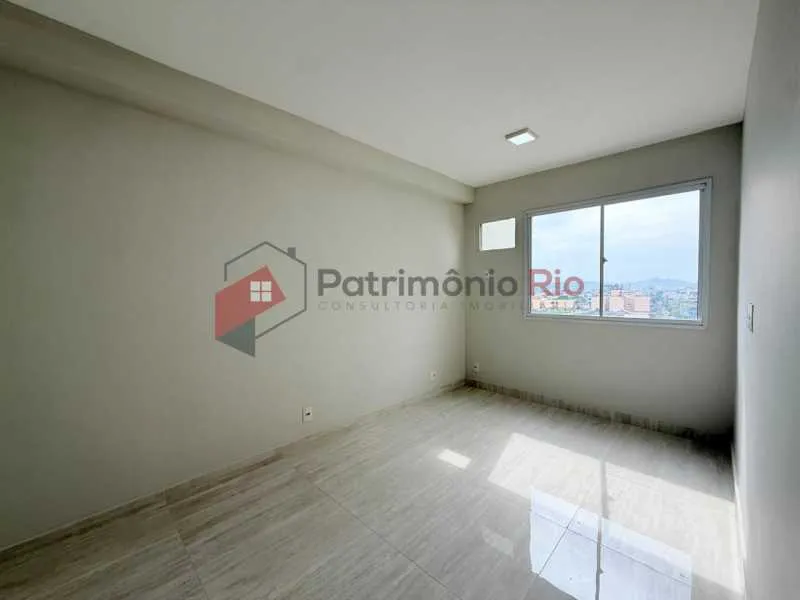 Apartment with 2 bedrooms and balcony with city view — photo 9