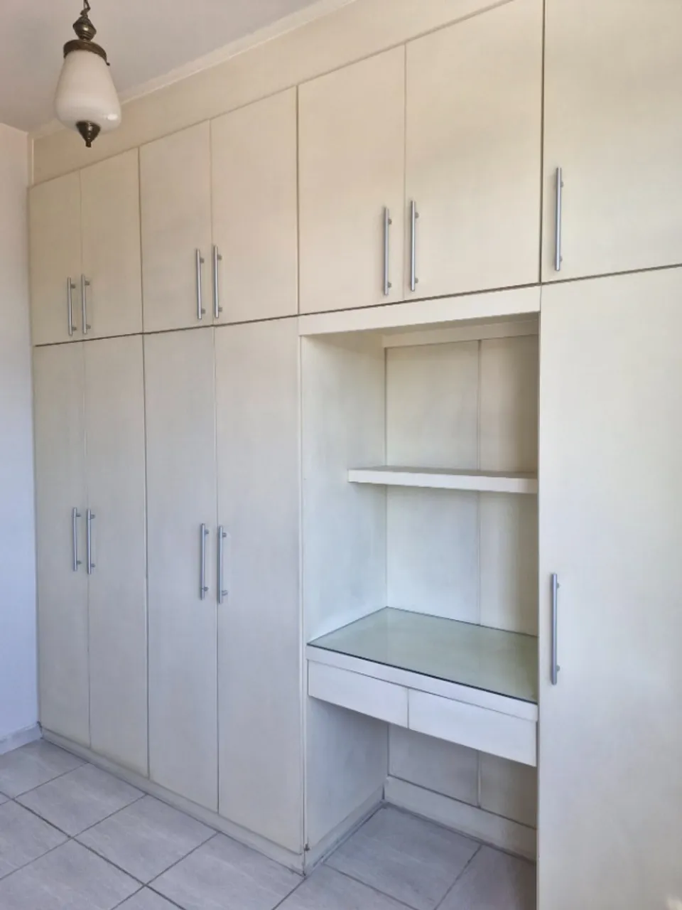 2-bedroom, 2-bath apartment with no parking space — photo 7