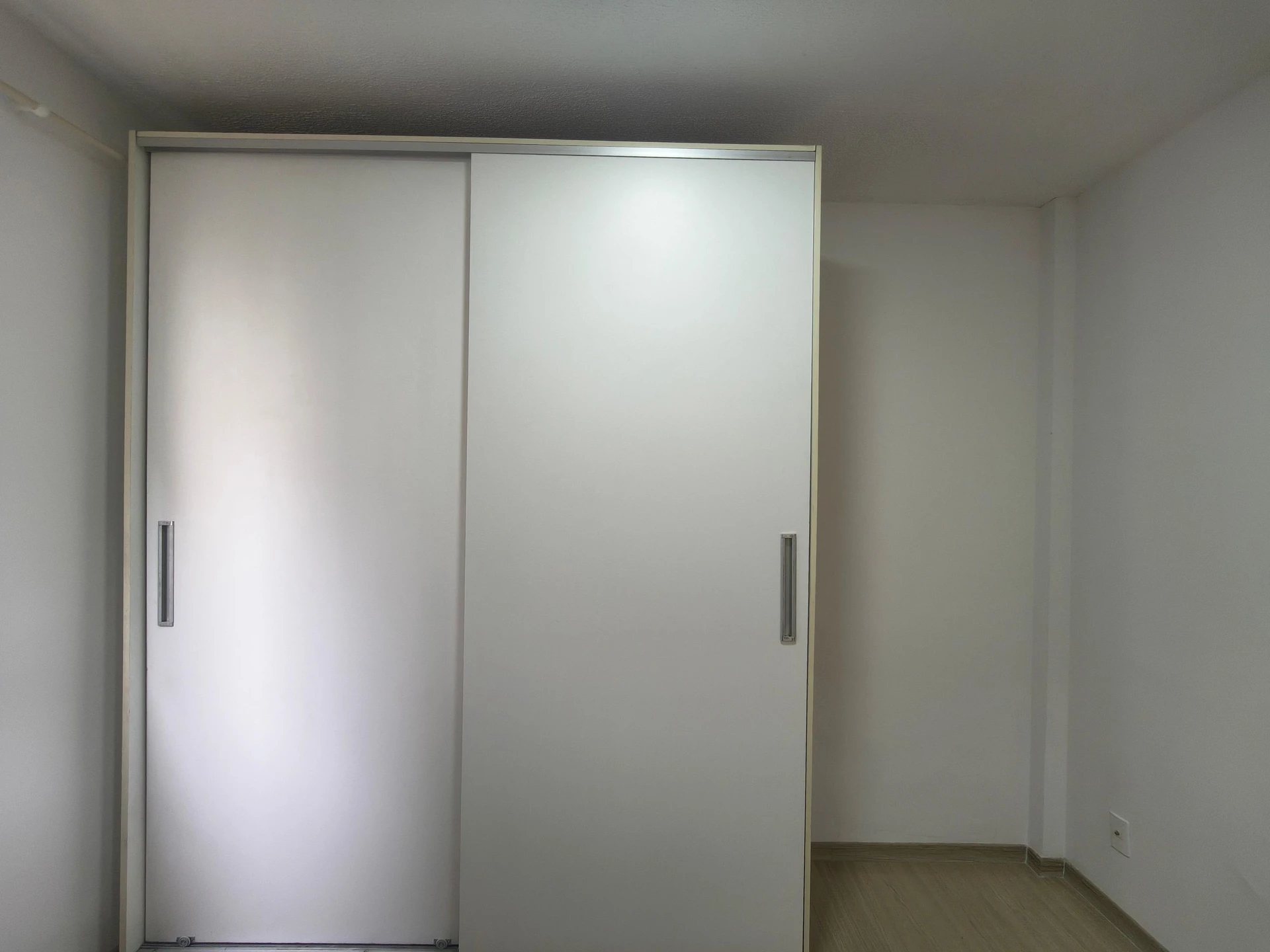 Пральна машина та 2 спальні: квартира 50 м² — photo 11