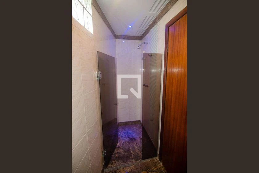 Apartamento com 4 quartos e 165 m², cozinha a gás — photo 16
