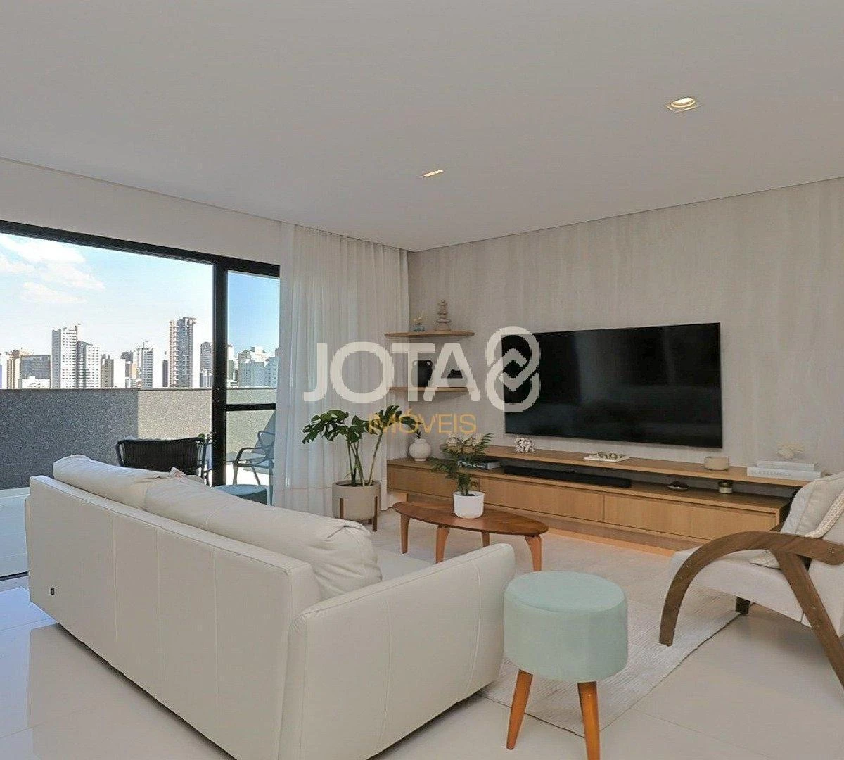 Мебльований дуплекс із 3 спальнями та 243 м² — photo 22