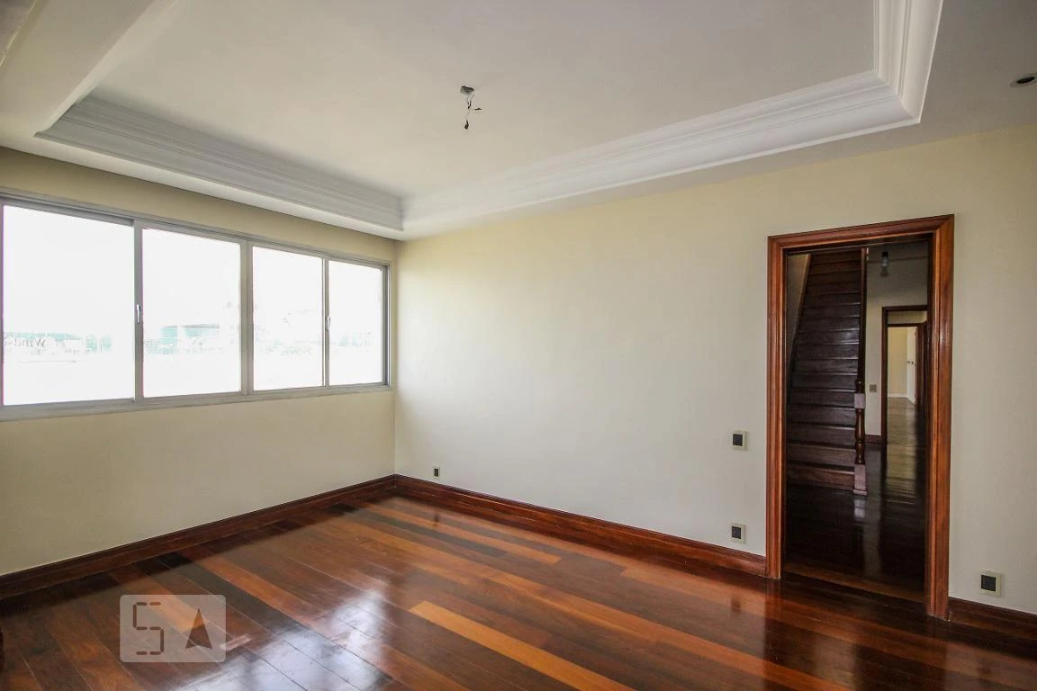 Apartment with 4 bedrooms, 4 baths and 300 m² — photo 24