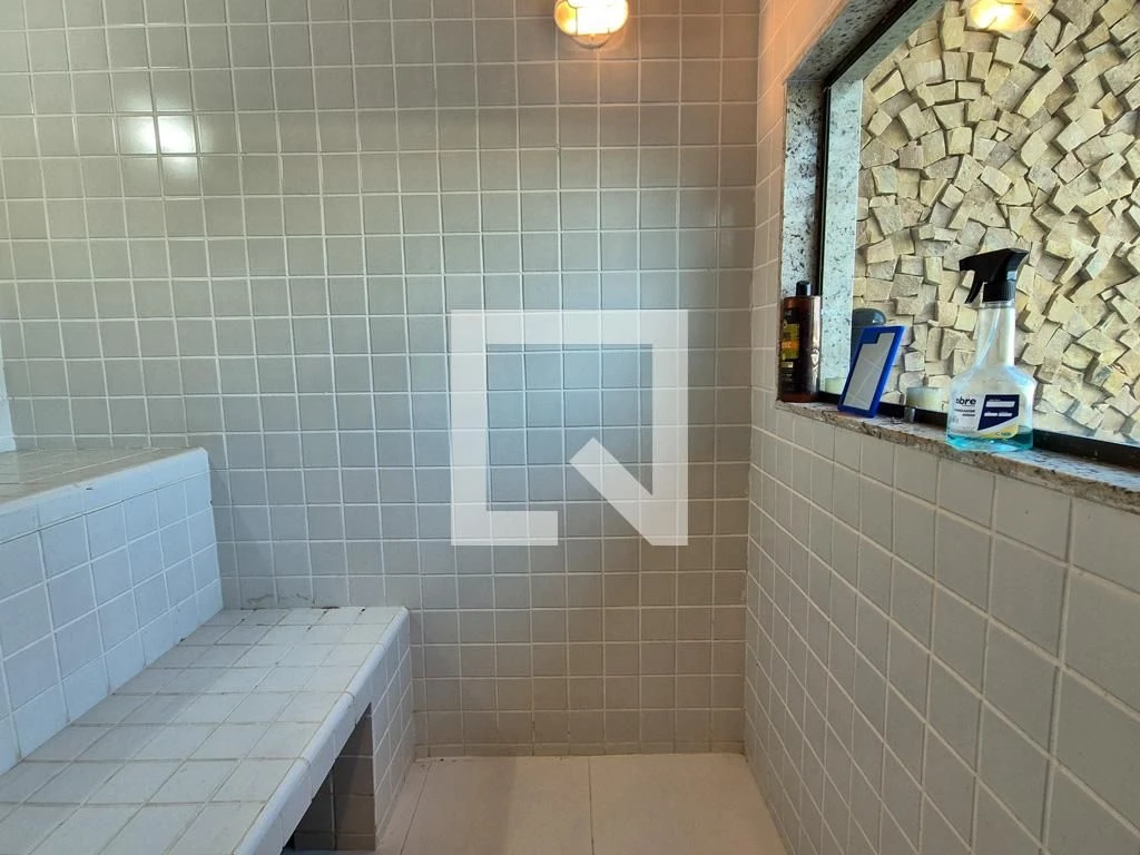 Furnished apartment with 5 en-suite bedrooms and terrace — photo 104