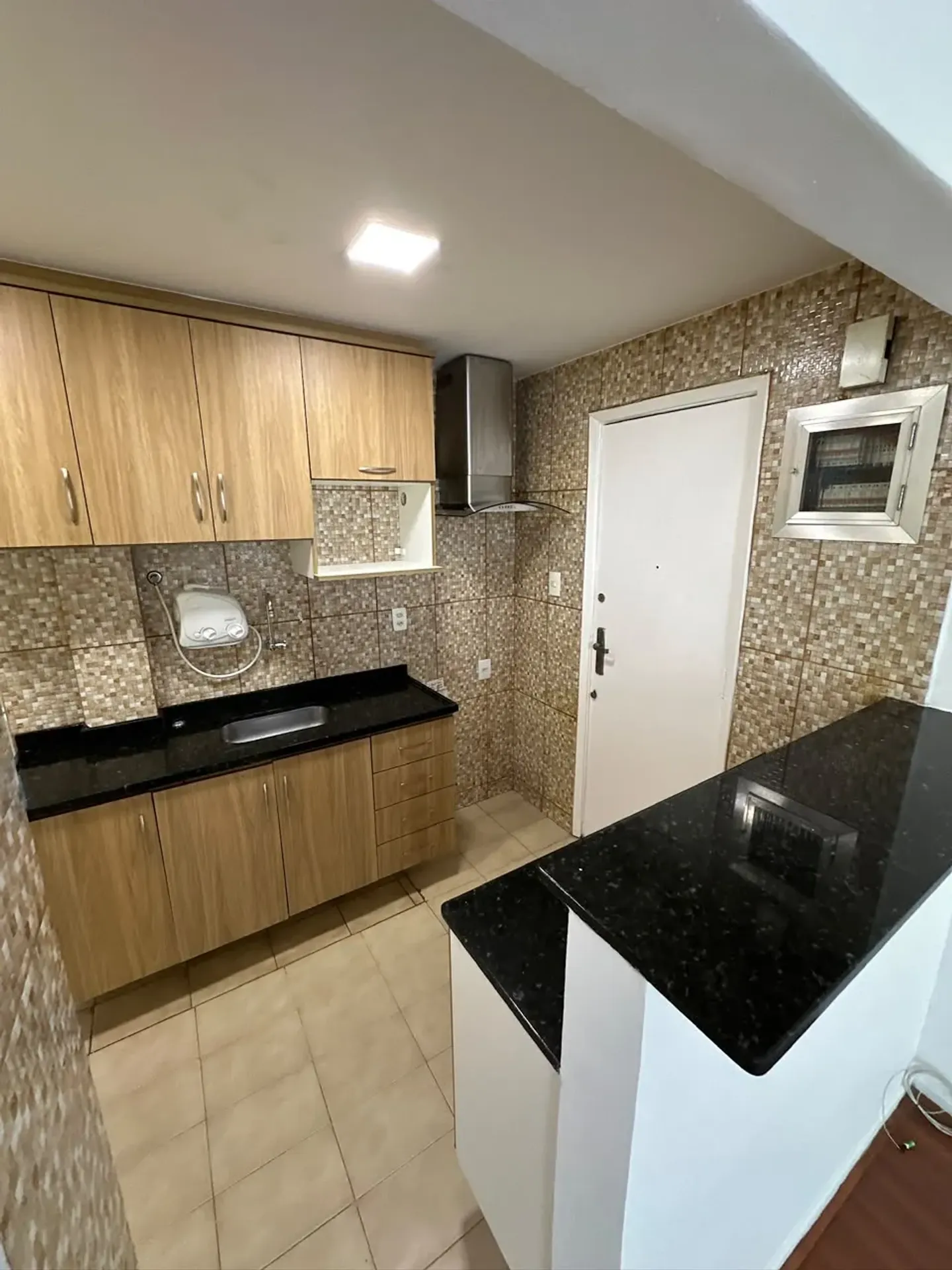 Wood or laminate floors in a 2-bedroom apartment, 72 m² — photo 10