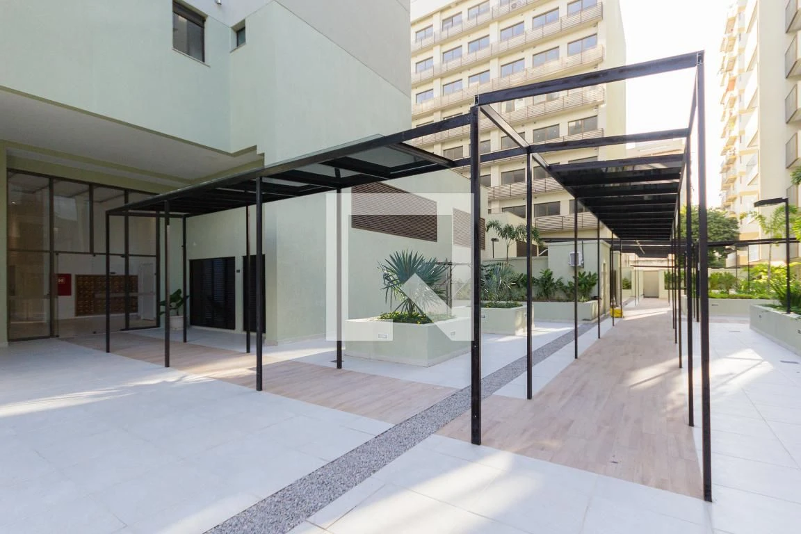 One-bedroom apartment with a mountain view in Rio de Janeiro — photo 17