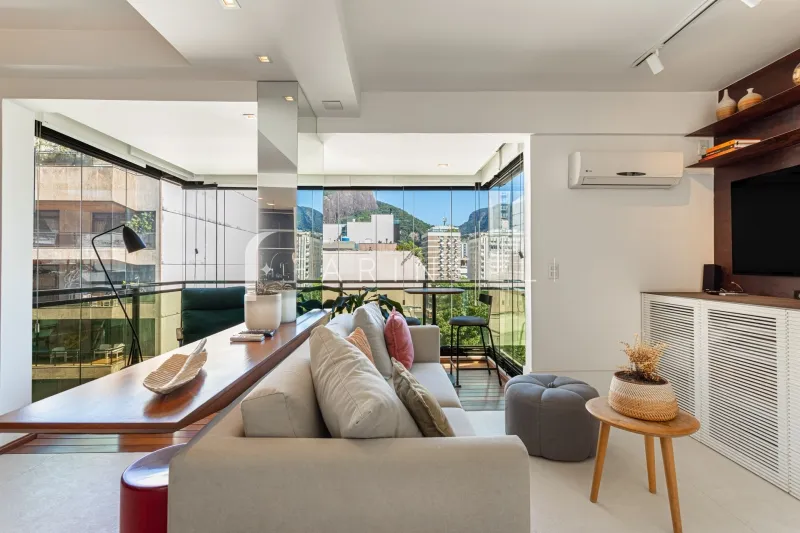 Furnished duplex apartment with 1 bedroom and 3 bathrooms — photo 11