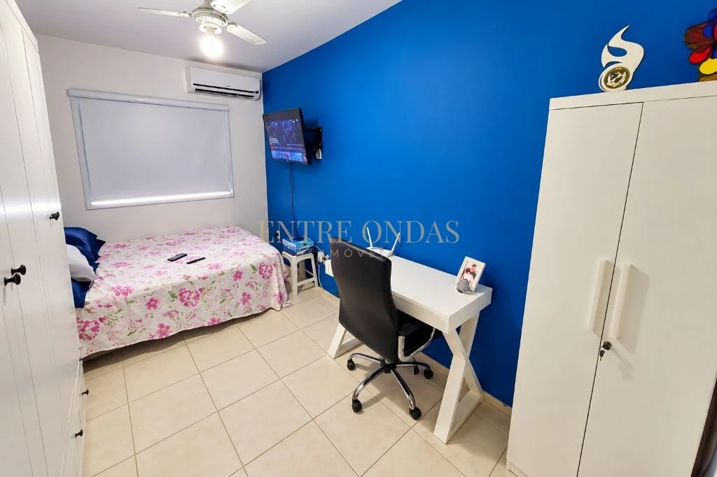 2-bedroom house with a home office — photo 11