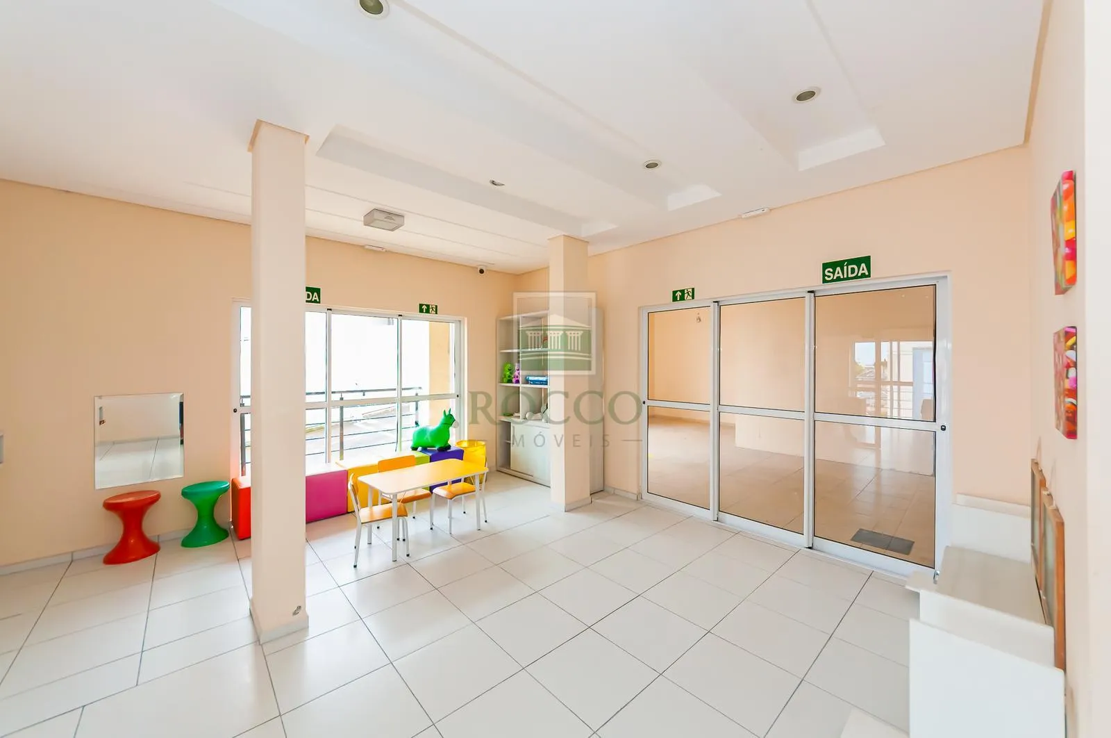 Рабочее место и 2 спальни: квартира 65 м² — photo 32