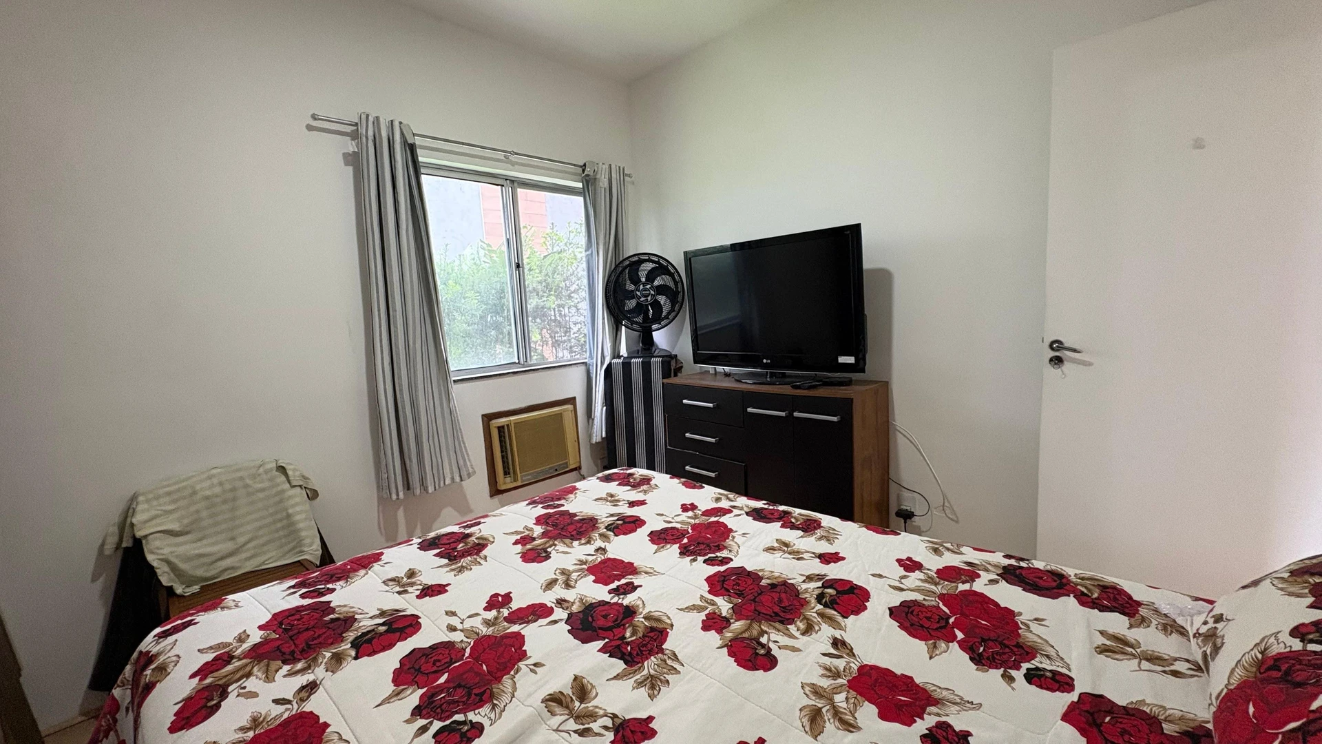 79 m² apartment with a mountain view and a jacuzzi — photo 26