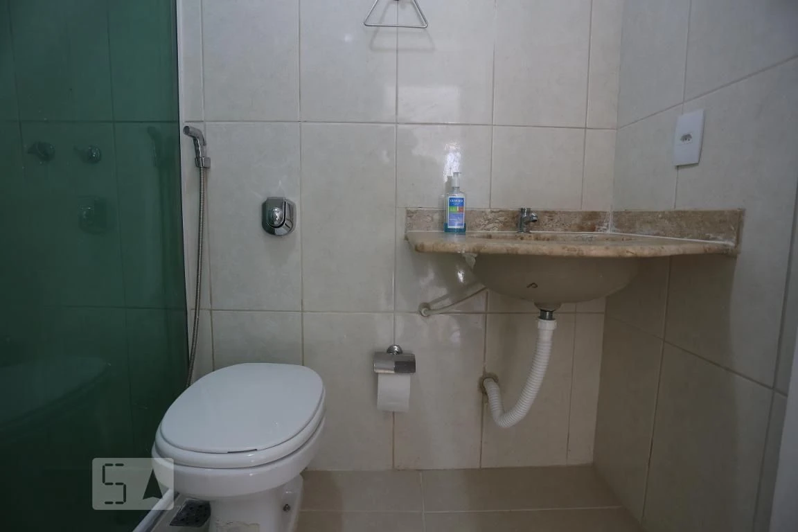 3-bedroom apartment with 2 bathrooms and no parking — photo 16