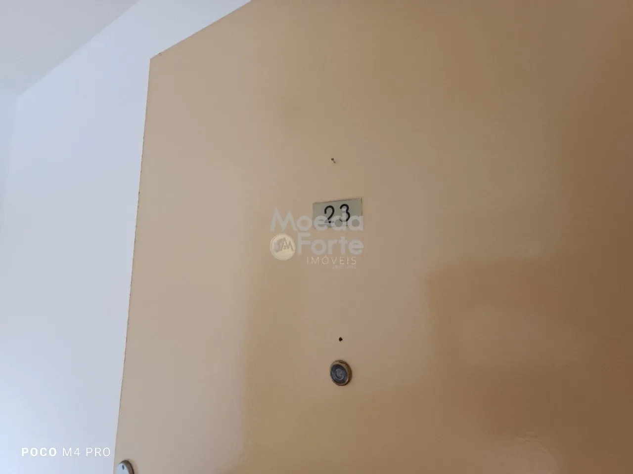 3-bedroom apartment with wood or laminate floors in Curitiba — photo 28