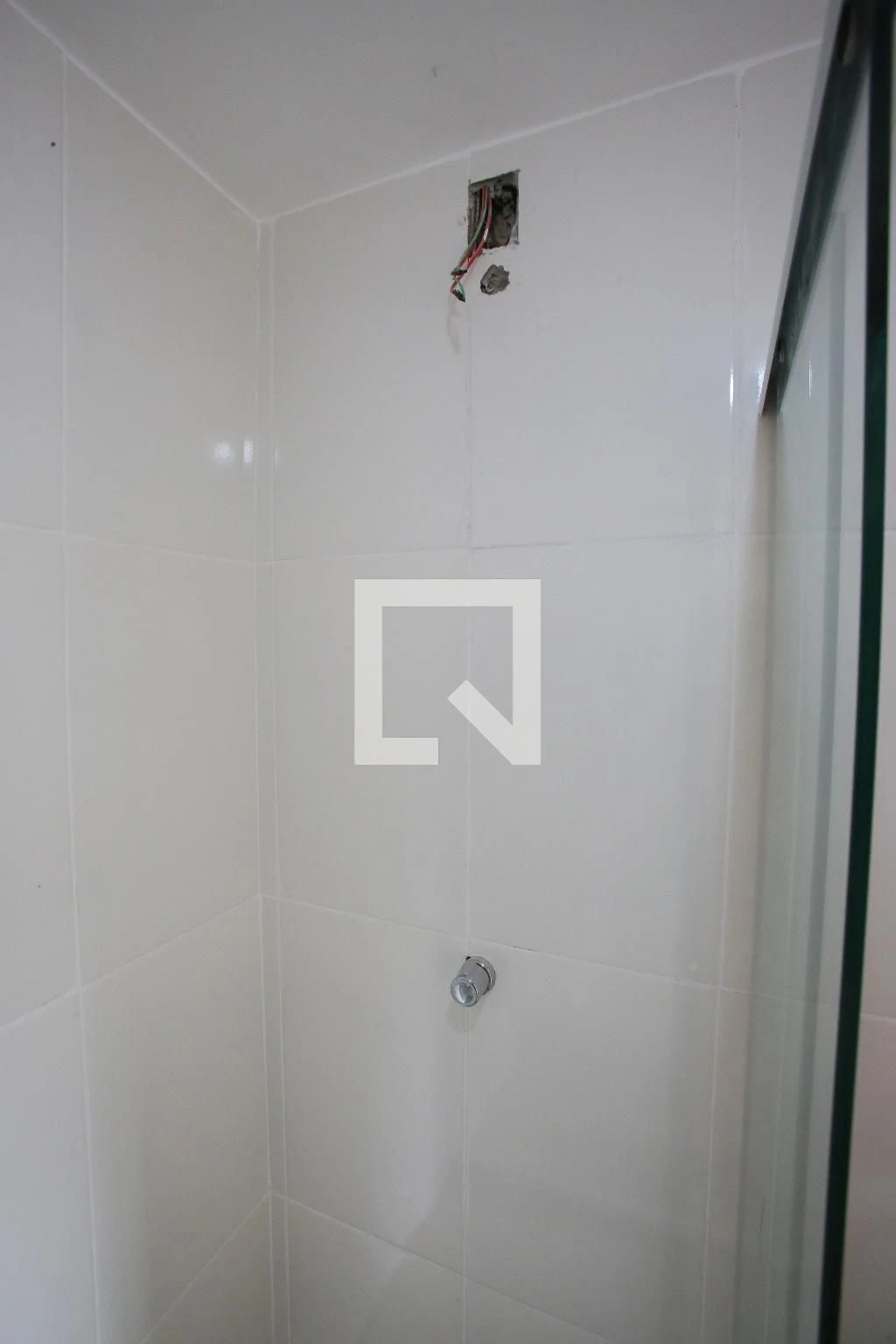 Condominium house with 3 bedrooms and 4 bathrooms — photo 41