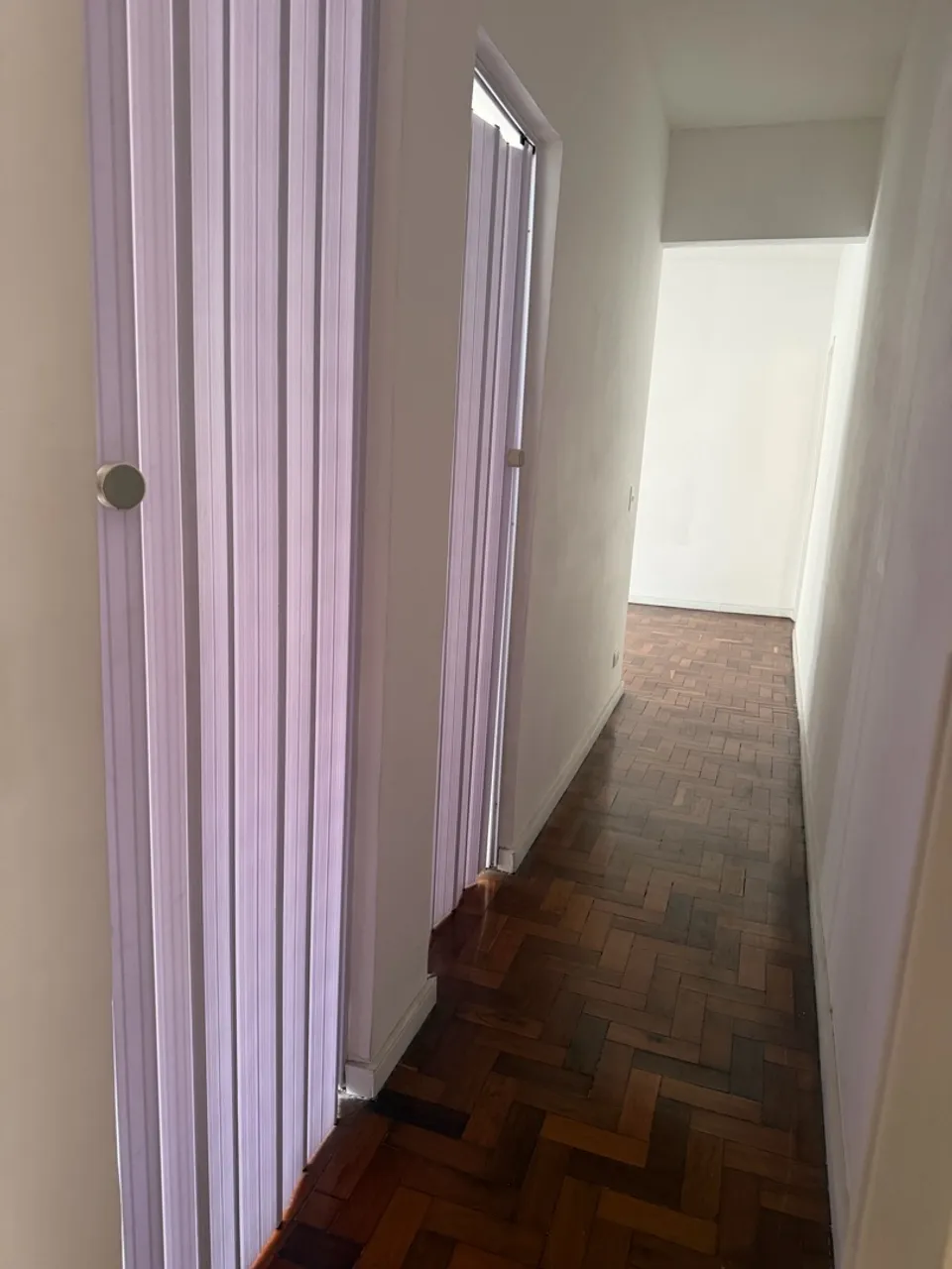 Apartment, 53 m², with wood or laminate floors — photo 14